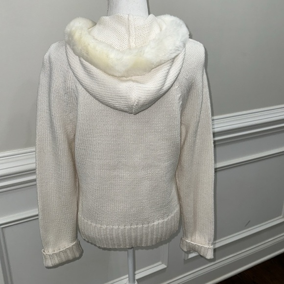 Ann Taylor Loft Knitted White Zip Up w/ Faux Fur hood Sweater Jacket Sz L - Picture 4 of 8